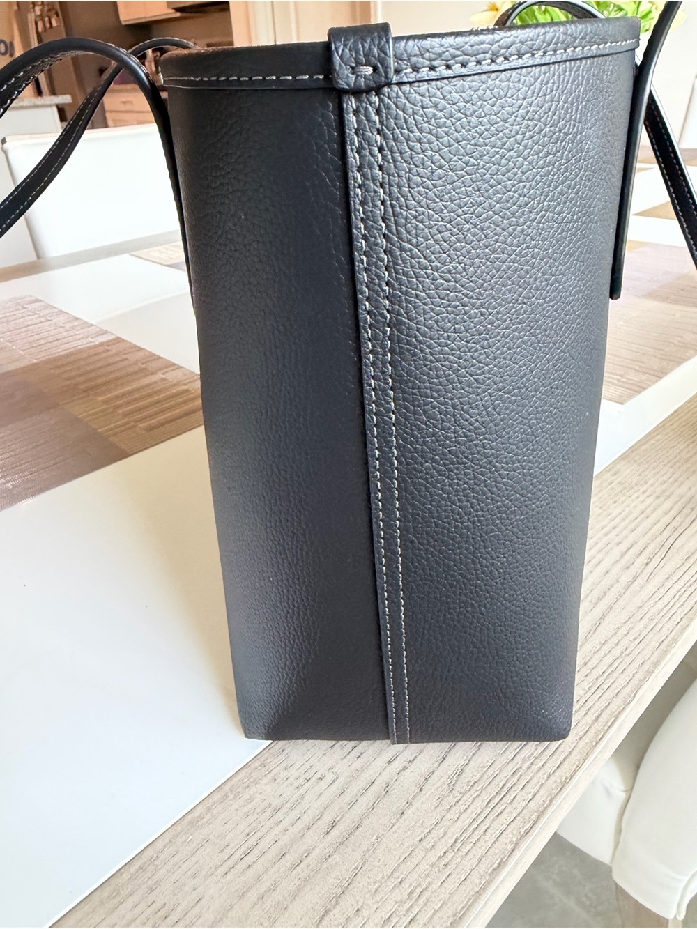 Coach Outlet Medium City Tote Bag - Picture 7 of 9